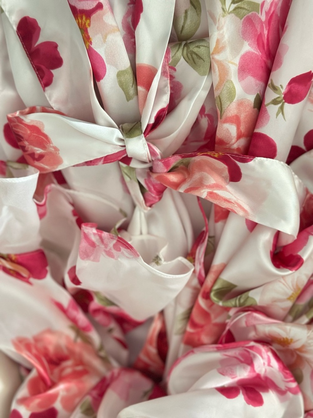 Morgan Taylor Kimono Robe XXL White Satin Floral with Pink Blooms TieUp Pocket - Picture 10 of 11